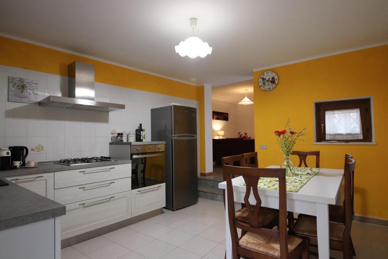 Casa Vacanze Al Borgo 卡普里诺韦罗内塞 外观 照片