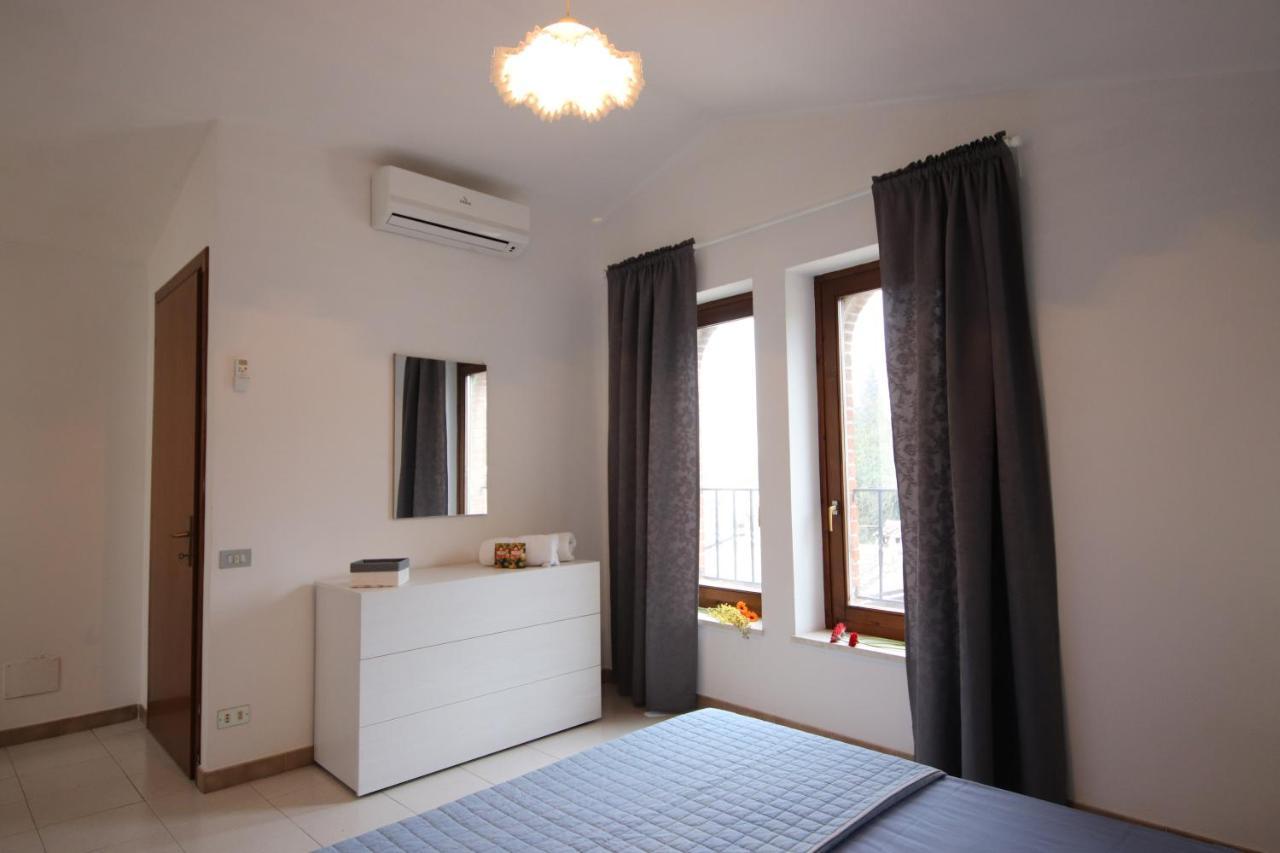 Casa Vacanze Al Borgo 卡普里诺韦罗内塞 外观 照片
