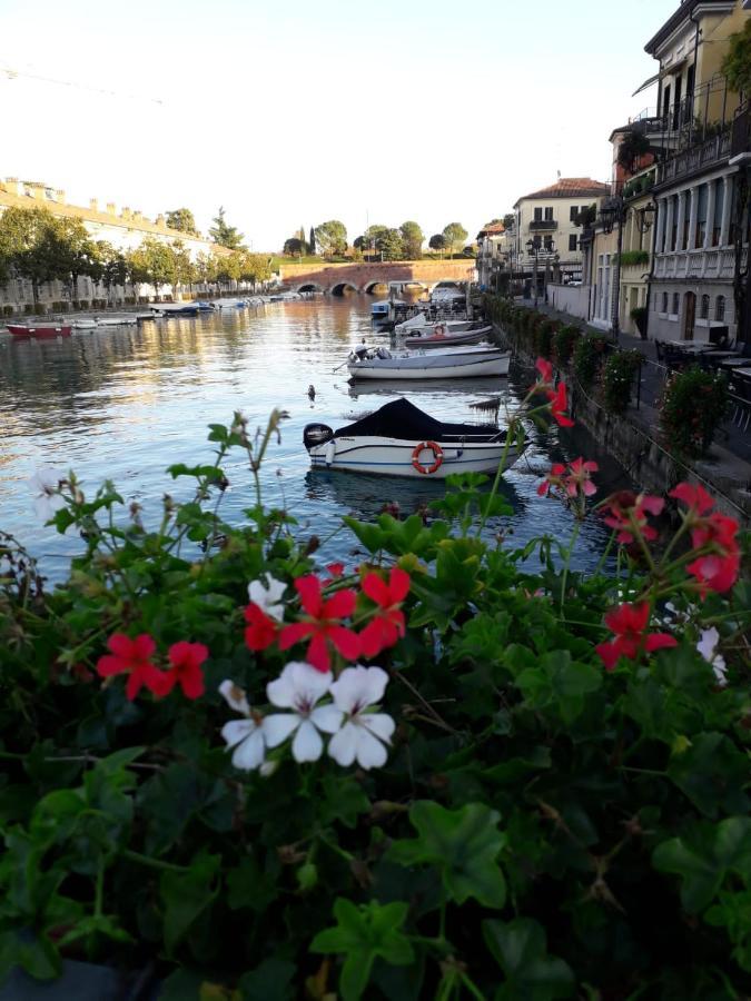 Casa Vacanze Al Borgo 卡普里诺韦罗内塞 外观 照片
